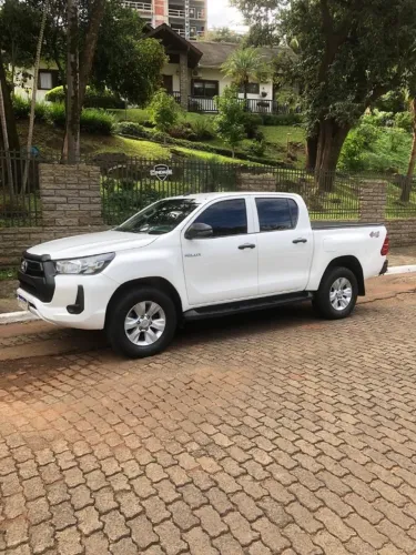 Toyota Hilux CD 4X4 2.8 Diesel Mec. 2024