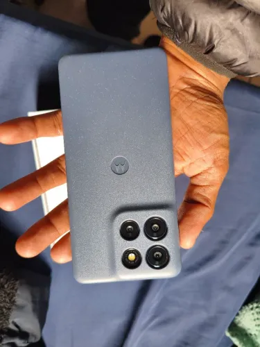MOTO G 86 5G 8GB de Ram 256GB de armazenamento