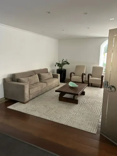 Apartamento para aluguel tem 79 metros quadrados com 2 quartos em Moema - São Paulo - São