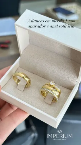 Alianças personalizada em moeda