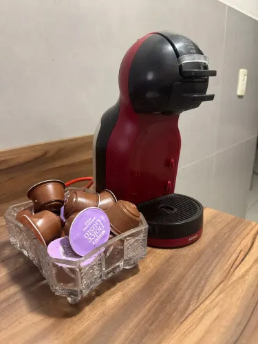 Cafeteira dolce gusto com capsulas gratis
