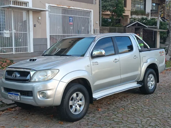Toyota Hilux CD SRV D4-d 4X4 3.0 TDI Dies 2010