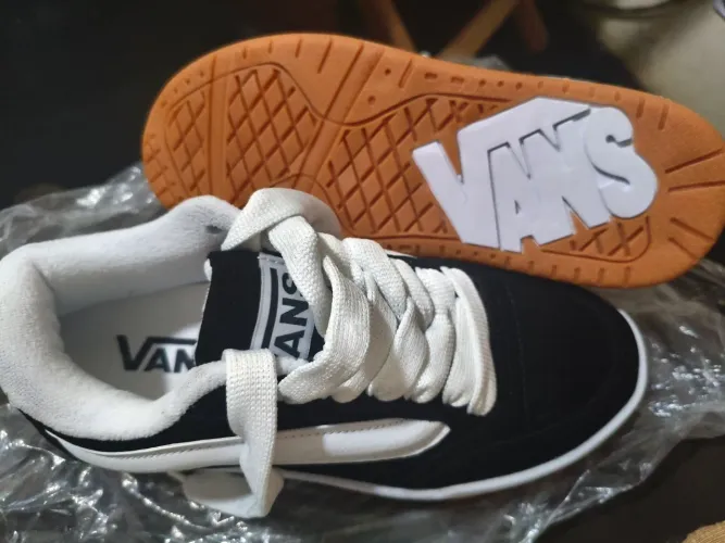 Tênis Vans Hylane Black white hum 36