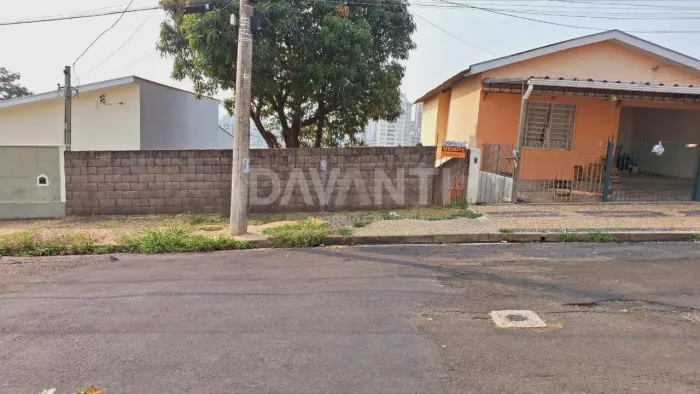 Terreno à venda na Vila São José em Valinhos na Davanti Imóveis.