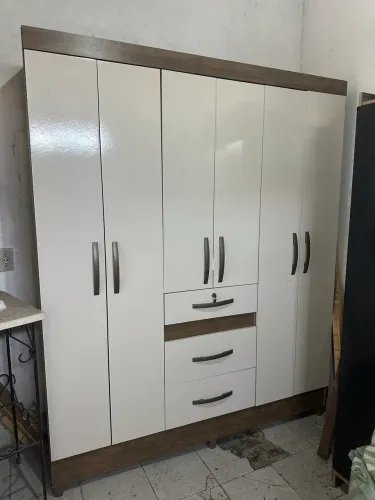 Guarda Roupa Semi Novo