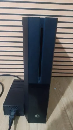 Xbox One + Controle Profissional