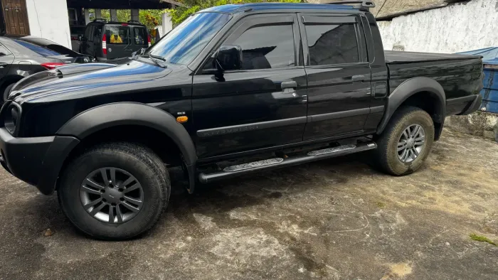 Mitsubishi L200 GLS 2.5 4X4 CD Diesel 2007