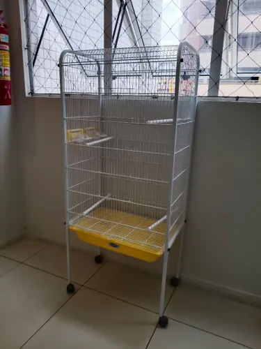 Vendo gaiola de pássaro