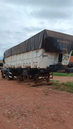 Carreta randon basculante ano 2011