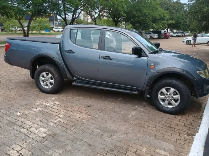 Mitsubishi L200 Triton GL 3.2 CD TB Int. Dies. Mec. 2018