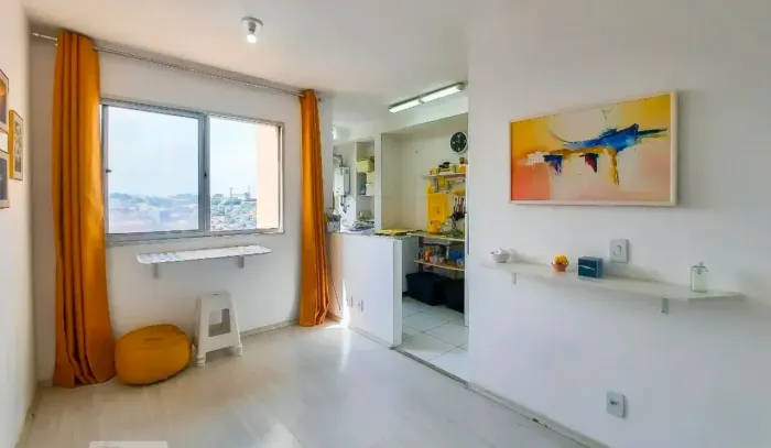 Imóvel para venda possui 44 metros quadrados com 2 quartos em Canhema - Diadema - SP