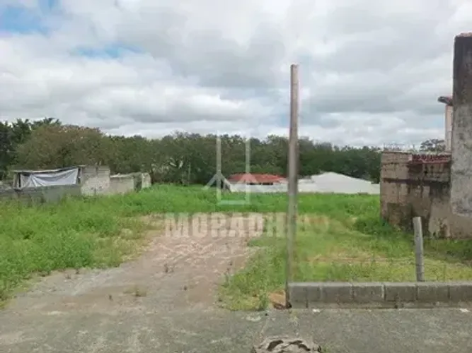 Venda de Terreno com Excelente Localização com Ótima Topografia