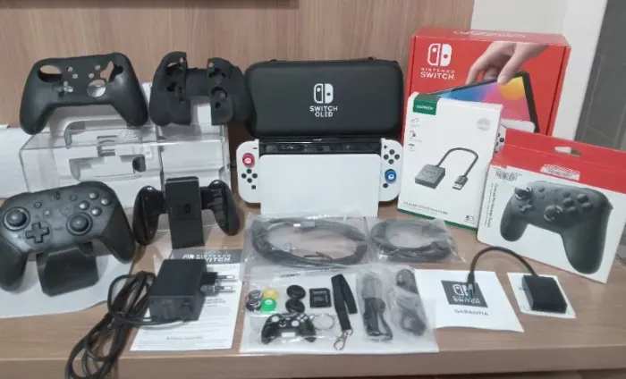 Nintendo Switch Oled Desbloqueado Completo + Controle Pro Nintendo Original + Acessórios