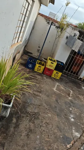 Vendo engradado cerveja com 24 garrafas