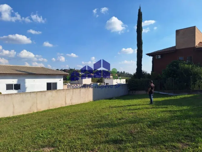 Terreno em Condomínio Alto Padrão em Itupeva-SP - Parque dos Resedás 952 m² de Área