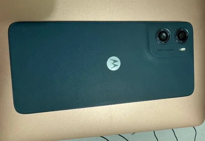 Moto G06