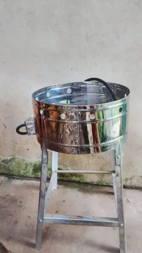 Vendo uma fritadeira