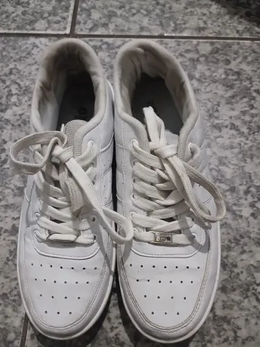 Tênis masculino 43