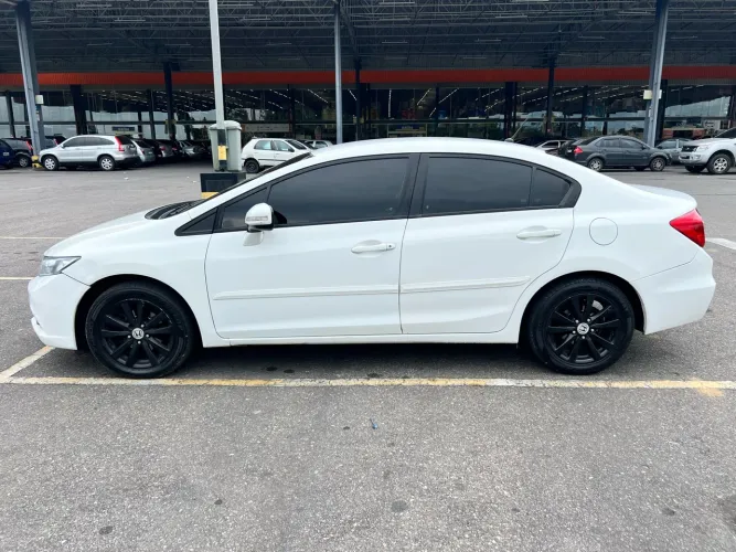 Honda Civic Sed. Lxl/ LXL SE 1.8 Flex 16V Aut. 2013