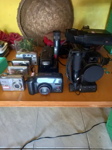 Câmeras fotográficas e  filmadoras antigas KIT