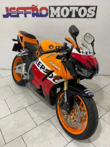 HONDA CBR 600RR 2013 REPSOL
