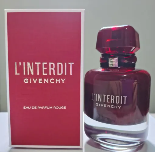 Perfume givenchy 
