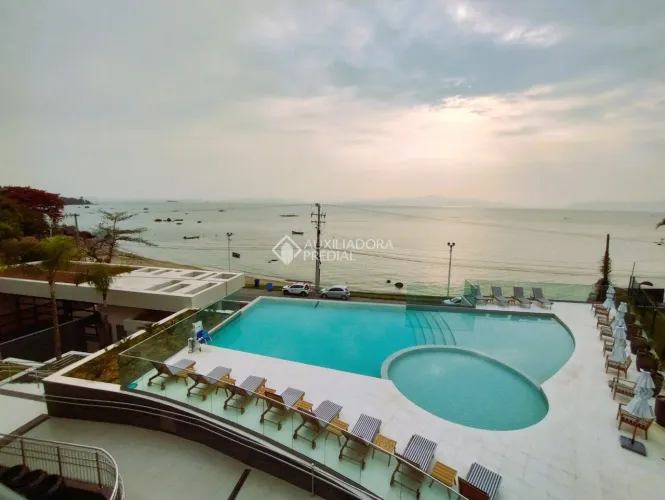 Apartamento Alto Padrão - 3 Suítes com Vista Panorâmica para o Mar