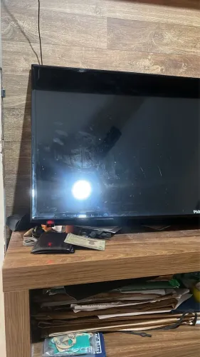 TV LED PHILCO PARA RETIRAR PEÇAS  -  Modelo PTV39N87D LED - defeito na tela