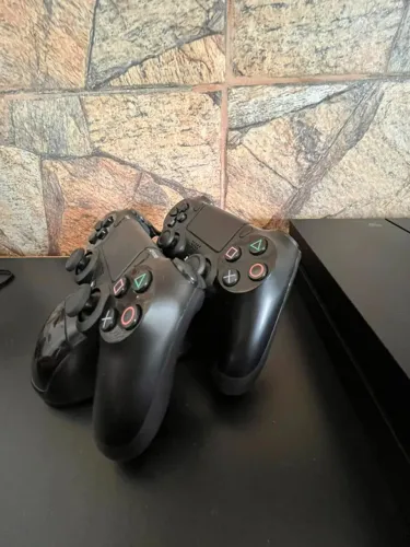 Playstation 4 FAT (PS4)  - 500gb Novíssimo