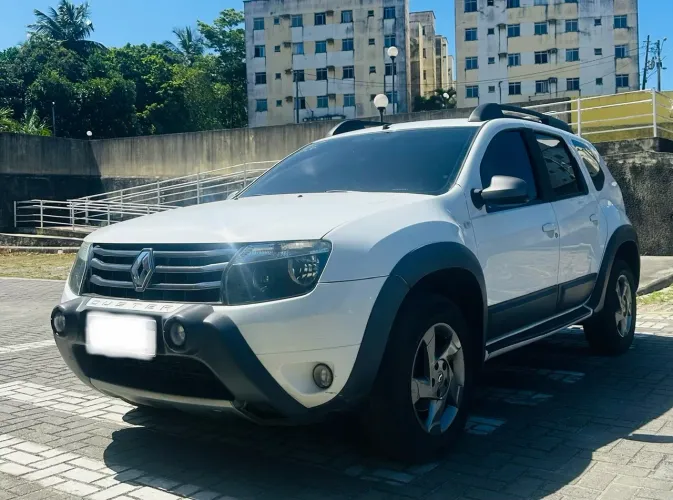 Renault Duster Dynamique 2.0 Hi-flex 16V Aut. 2015