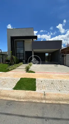 Casa em Condomínio Alto Padrão - Parqville Jacarandá codigo: 67988