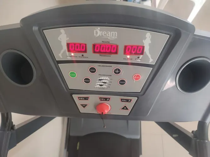 Esteira ergométrica Dream Fitness 142A