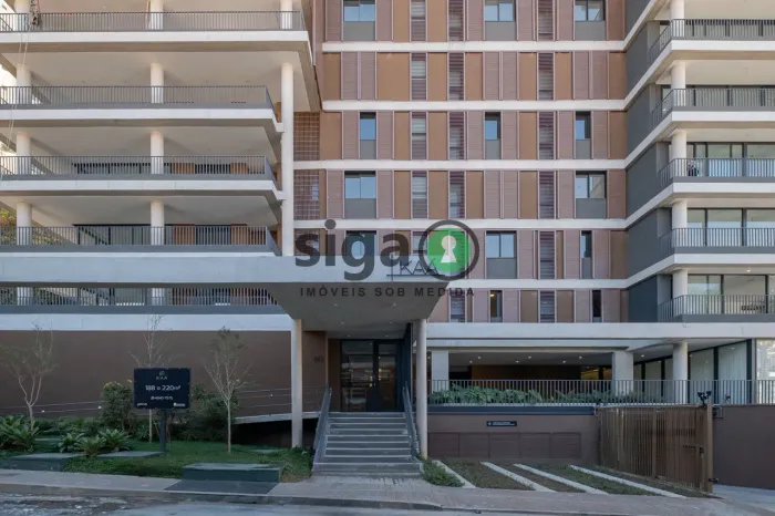 Apartamento em Perdizes de 220m² com arquitetura autoral e luxo absoluto