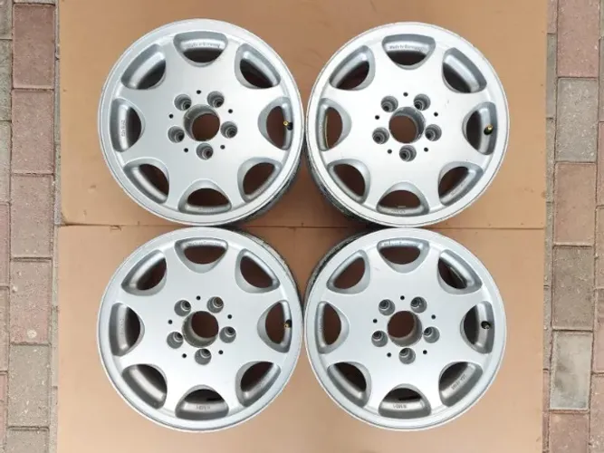 Rodas Aro 15 Mercedes ARC-RIAL J7x15 Mercedes-Benz
