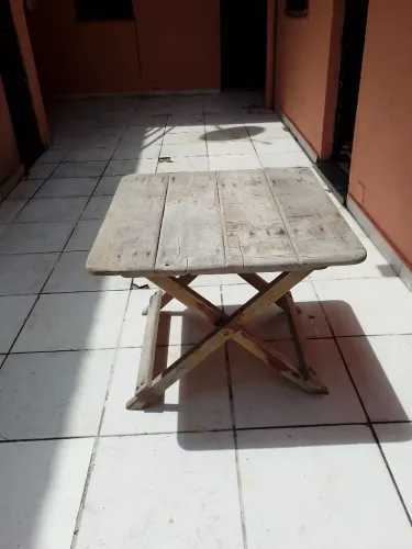 Mesa de Madeira Dobrável Usada