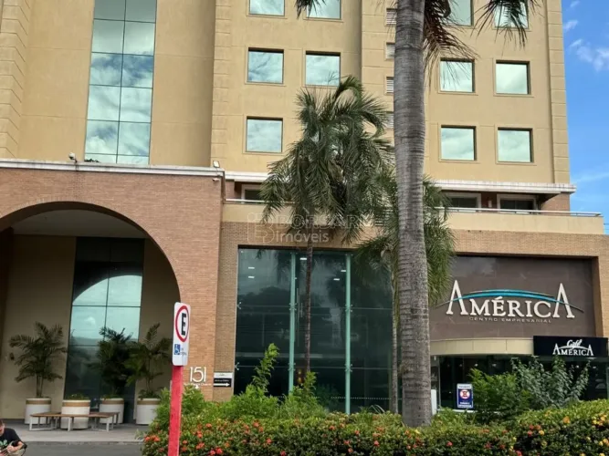 Locação de Comercial / Sala na cidade de Araraquara