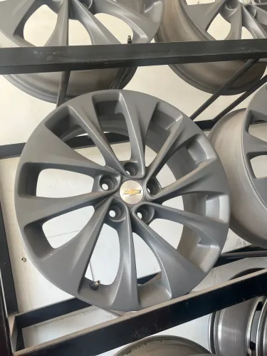 Roda aro 17 cruze 