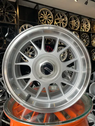 Rodas Raw aro 15x8,0 4x100 4x108 bbs 