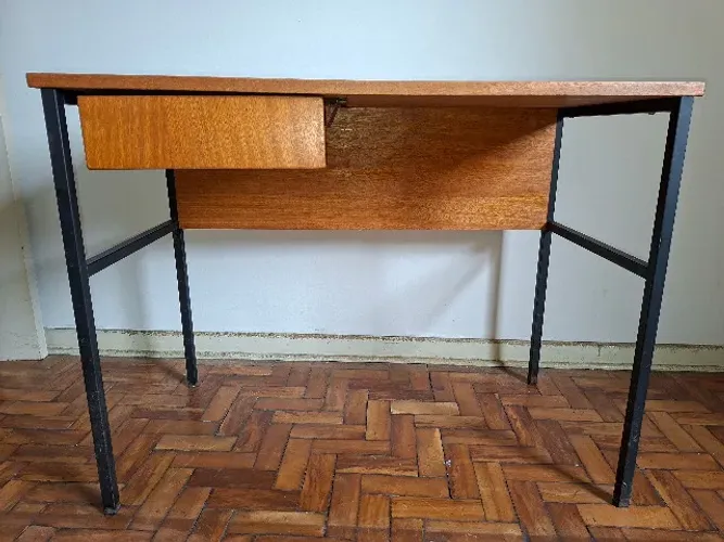 Escrivaninha mesa madeira estudos computador