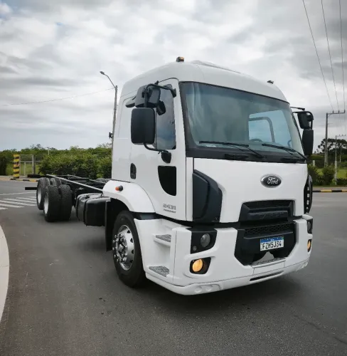 Ford Cargo 2431 ano 2019