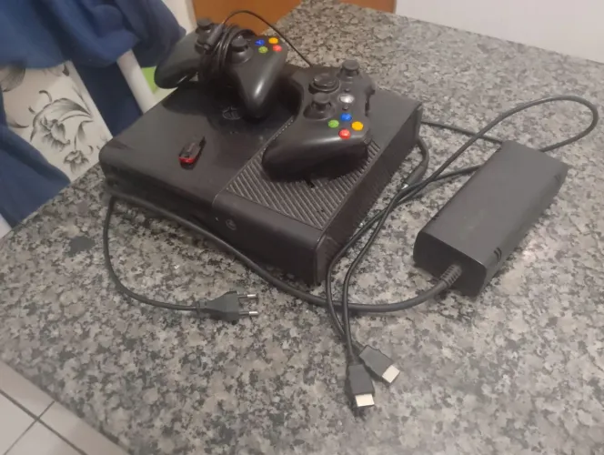 Xbox 360 DESBLOQUEADO, ou troco xbox one!!
