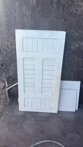 Janela de madeira
