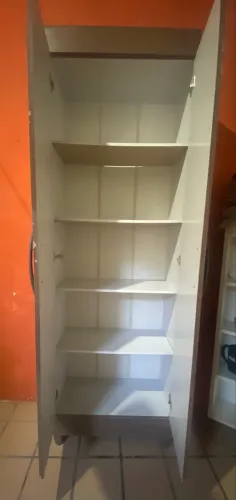 Vendo Guarda Roupa