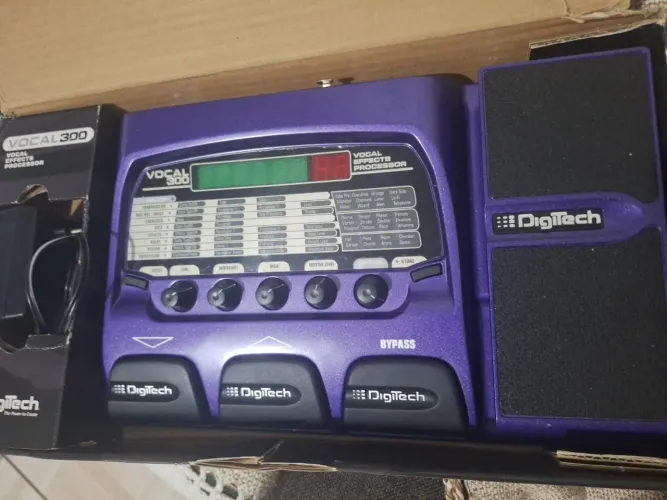 ? VENDE-SE DIGITECH VOCAL 300 ?