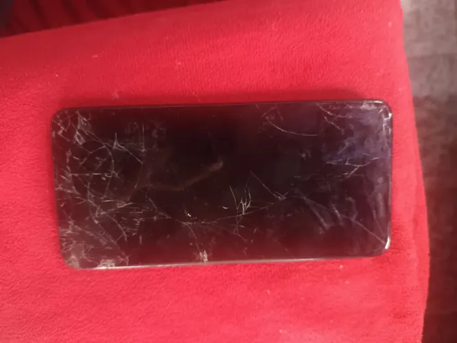 Motorola One Macro para retirada de peças