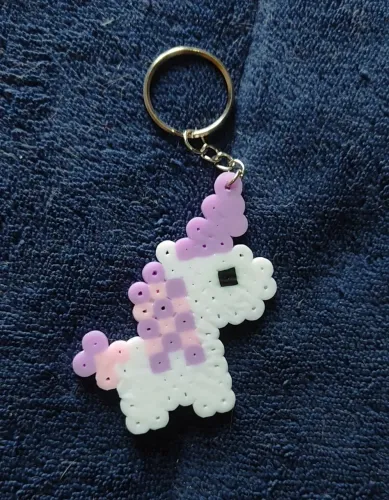 Chaveiros temáticos hama beads