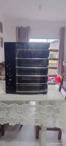Churrasqueira elétrica a gás usada