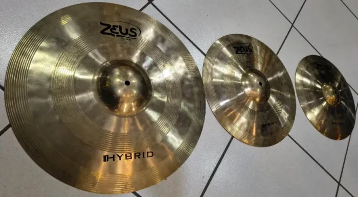 Kit Pratos Zeus Hybrid semi-novo Mixer Instrumentos Musicais