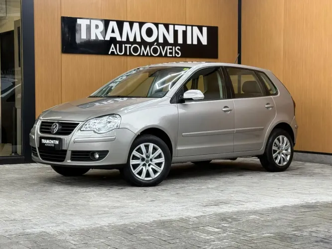 Volkswagen Polo 1.6 Mi/s.ouro 1.6 MI Tot.flex 8V 5P 2011