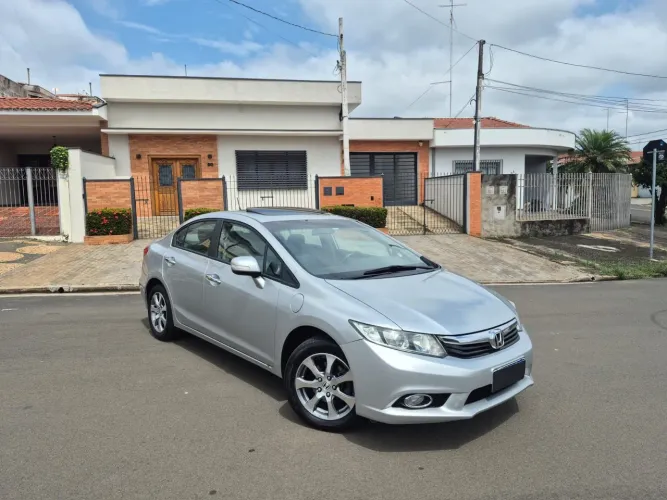 Honda Civic Sedan EXS 1.8/1.8 Flex 16V Aut. 4P 2012